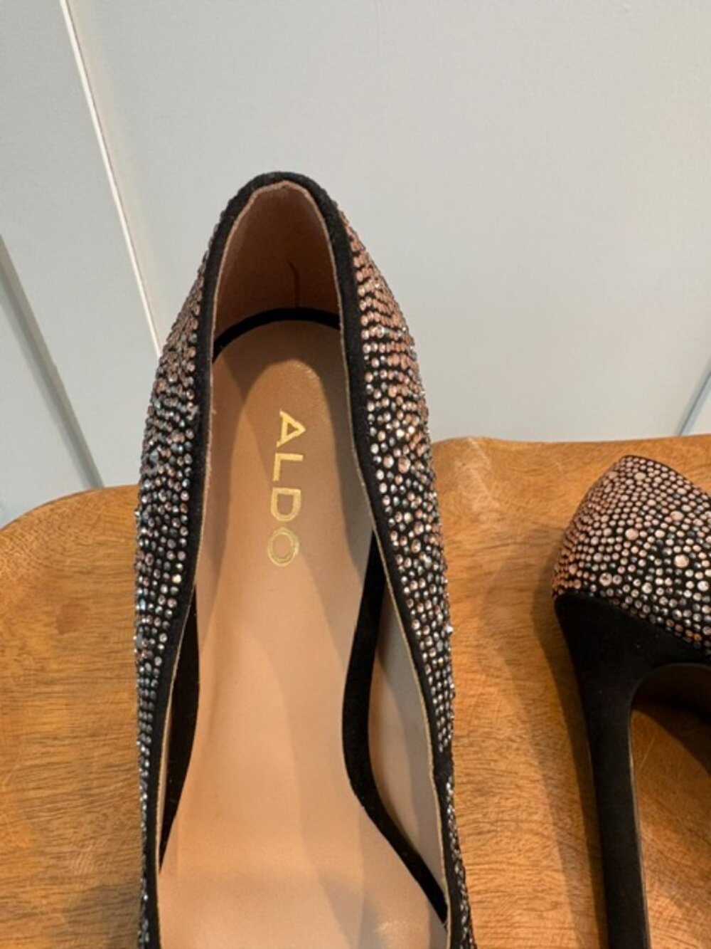 ALDO Black rhinestone Pointed-Toe Stiletto Pumps 7M NWOB - Picture 2 of 5